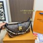 120 folding boxSize 22.12LV Louis Vuitton's new croissant pearl chain underarm lunch b