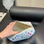 125 pairs folding boxSize 25.15cmLv makeup bag, holding Pouch in hand, full of tempera_1421