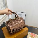 125 with folding boxSize 20  14Lv's new shiny silver speedy20Very easy to match sil
