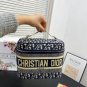 130 gift boxesSize 23  18Dior Makeup BagDior Obliaue canvas makeup bag is a must-h