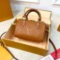 130 LV Speedy 20 embossed pillow bag crossbody bag, Monogram pattern is low-key and exquis