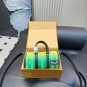135 pairs folding boxSize 21.12cmLV Spring Capsule's new men's bag, with excellent col