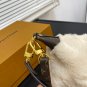 135 with folding boxSize 26  14LV Teddy Mitte Monogram Shearling Skiing Collection, S_1291