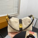 135 with folding boxSize 26  14LV Teddy Mitte Monogram Shearling Skiing Collection, S_1291
