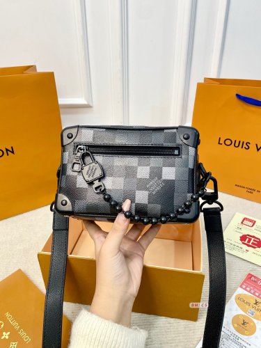 160 fold gift box LV Mini Soft Trunk black checkerboard bag soft box bag, made of classic
