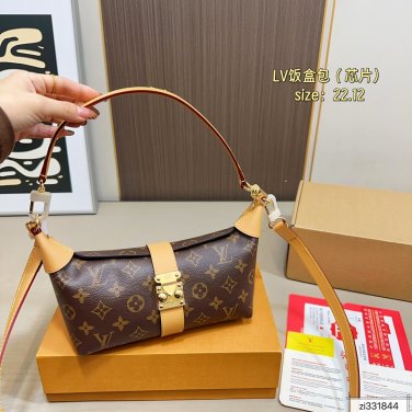 160 folding box airplane box chipSize 22.12LV Pochette Mia lunch box bag, equipped wit