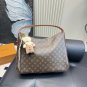 160 small size 33.20 with folding box160 large size 40.27 (without box)LV Hobo Underar_988