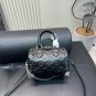 165 sets of complete gift boxesSize 20.13 SmallLv's black embossing looks better the m