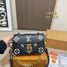 175 (folding box airplane box)Size 21 × 13LV Louis Vuitton's new vintage small mailm_1064