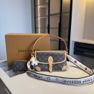 180  New ArrivalsLV New Gift Box (Big Stick+Pony Pendant+Wallet)[Size] Bar size 25