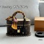 180 Complete Gift Boxessize&iuml;&frac14;�19&Atilde;�12LV Vanity Handheld Makeup Bag Chain Bag Makeup Box