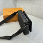 180 Complete Gift Boxessize&iuml;&frac14;�25&Atilde;�18LV TrioMessenger embossed messenger bag three in on