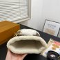 180 with folding boxSize 27  21LV Teddy Mitte Monogram Shearling Skiing Collection, S