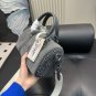 185 pairs of folding boxesSize 25.13cmLv's new embossed denim keepall pillow bagThe