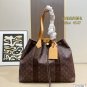 185 size 45.37LV drawstring tote bagThe texture is very high-endExtremely large capa