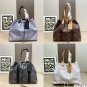 185 size 45.37LV drawstring tote bagThe texture is very high-endExtremely large capa
