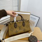 190 with folding airplane boxSize 27  14LV Onthego bb Jungle Tote BagLet's welcome