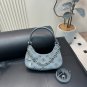 190 with folding boxSize 23.9cmLV Louis Vuitton's new day denim moon bag, lightweight
