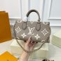 195 fold gift box LV Onthego horizontal tote bag handbag, available in three colors. Full