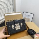 195 with folding boxSize 19  12The appearance of LV hard box and small box is too hig