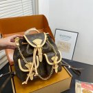 200 fold airplane box (chip version)Size 23  22Lv also has the Duma backpack, which i
