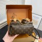 200 fold airplane box (chip version)Size 23  22Lv also has the Duma backpack, which i