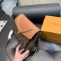 200 pairs folding boxSize 29.19cmLV Padlock Caramel Lock Bag  AutumnWinter Atmospher