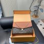 200 pairs folding boxSize 29.19cmLV Padlock Caramel Lock Bag  AutumnWinter Atmospher