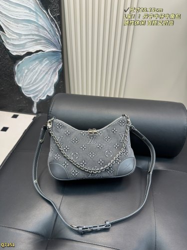 205 with folding boxSize 28.15CMLV denim cow horn bag with classic embossed design and