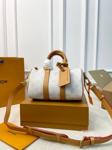 215 pairs of foldable gift box LV Keepall 25 white denim travel bag, made of Monogram Arch