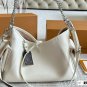 220 boxesSize 30cmLV White Warrior appearsCarryall white is super beautifulCream w