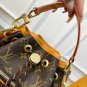 280 fold gift box LV No &Atilde;&copy; Cargo bucket bag crossbody bag, made of classic Monogram canvas