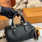 355 original single version (with box)size：2014cmL Home SS23 Speedy 20Experience t