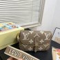 355 with folding boxSize 25  16LvLouis VuittonDiane's Stick Bagtwo thousand and