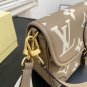 355 with folding boxSize 25  16LvLouis VuittonDiane's Stick Bagtwo thousand and