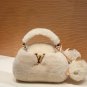 Adored by LV's new plush cap#How could a handbag have such a cute bagThe furry texture_2280