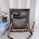 Box set LV classic chain crossbody bagCard package mouth red envelopeVintage and trend