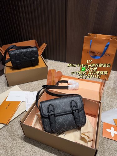 Chip version P220 with folding box size 20  13LV Mini Satchel Black Flower Postman Bag