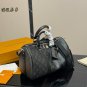 Cowhide &iuml;&iquest;&yen; 205 with boxSize 35  22cmLV Keepall New Pillow BagOriginal version with
