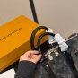 Cowhide &iuml;&iquest;&yen; 205 with boxSize 35  22cmLV Keepall New Pillow BagOriginal version with