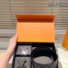 Double ended P200 steel buckleHigh version! Belt [Heha] LV Leather Belt~The hottest vers