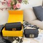 Fendi Fa stick bag p180p190This is the Baguette baguette bag from the Fendi brand, known_2270