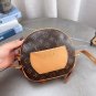 gift box packagingValue Box Round Cake Bag+Lipstick Bag+WalletScarf LV round pancake b
