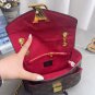 Great value box set L ü postman bag Card bag sunglassesSize 22 16cm p150