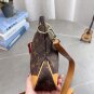 Great value box set  Lv croissant Card bag lipstick pouchSize 25  21cm