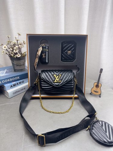 Great value box set  Lv Mamongbao Card bag lipstick pouchSize 20  15cm p140
