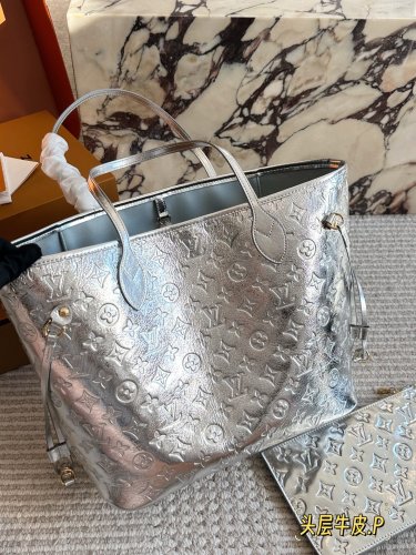 Head layer cowhide 310The LV Neverfull shopping bag N41605LV is the classic flagship of