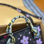Horizontal P150 Folding BoxLV Louis Vuitton Cherry Blossom Tote BagThe upper body real