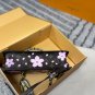 Horizontal P150 Folding BoxLV Louis Vuitton Cherry Blossom Tote BagThe upper body real