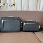 Large P225 Small P200Lv's new mailman bagLV messenger bag, hand-held single shoulder c
